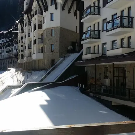 アパートホテル Ski-to-door Access *